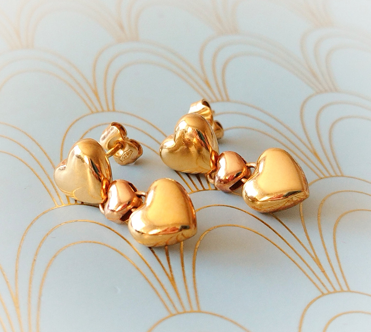 18ct Gold French Heart Shaped Dangle Drop Earrings, Gold Dormeuse Earrings, Vintage Jewelry Box, Antique 18ct Gold Jewellery, Romantic Gift for Her