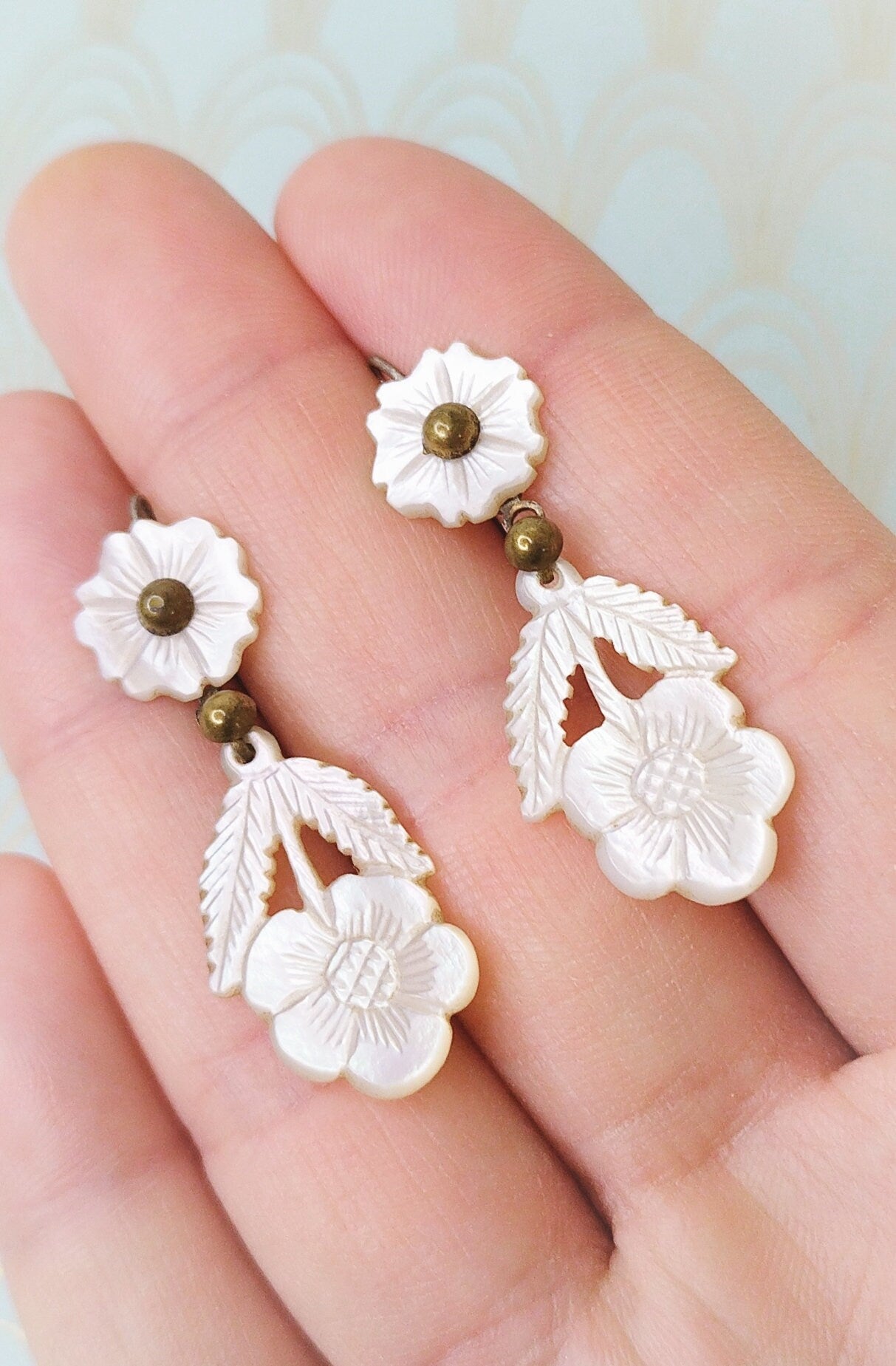 Rare Antique French Mother of Pearl Dangle Drop Earrings, Victorian Forget Me Not Flower Jewellery, Antique Jewelry Box, Dormeuse Earrings