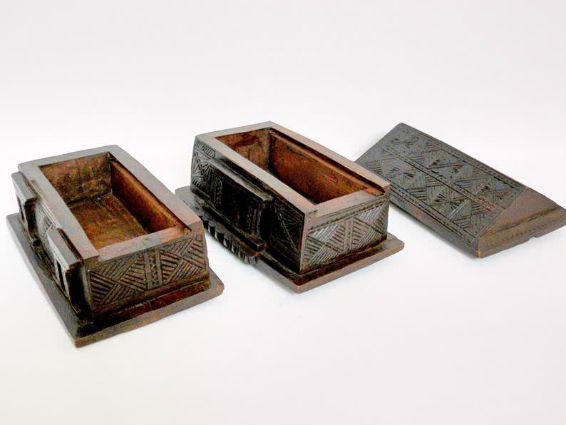 Antique French Carved Wooden Casket, RARE 1700's Marriage Box. Luxury Wedding Jewelry Box. Georgian Marriage Casket. Wood Carving. Folk Art.
