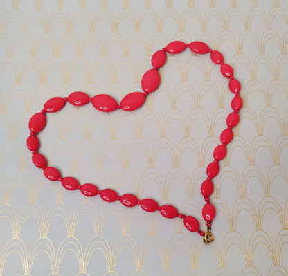 Vintage French Art Deco Red Glass Beaded Necklace, Retro Jewelry, Luxury Beaded Necklace, 1950's Jewellery Box, Minimalist Red Jewelry..